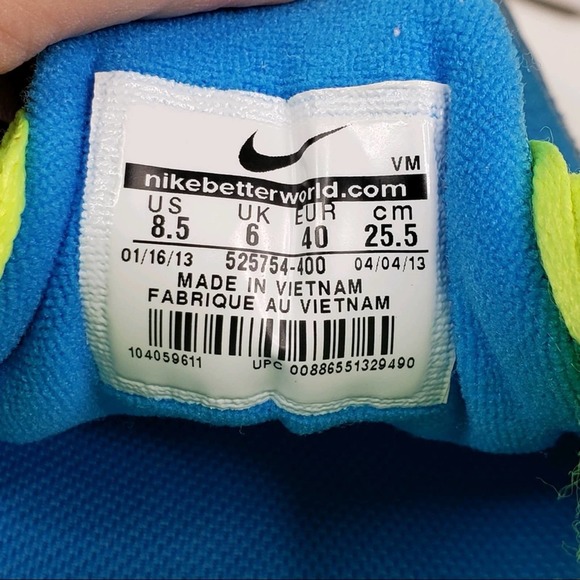 Nike Flex Experience Sneakers in Like New Condition and a Beautiful Blue Color - Picture 8 of 9